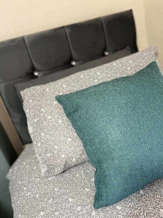 Bentley Place 크루 외부 사진