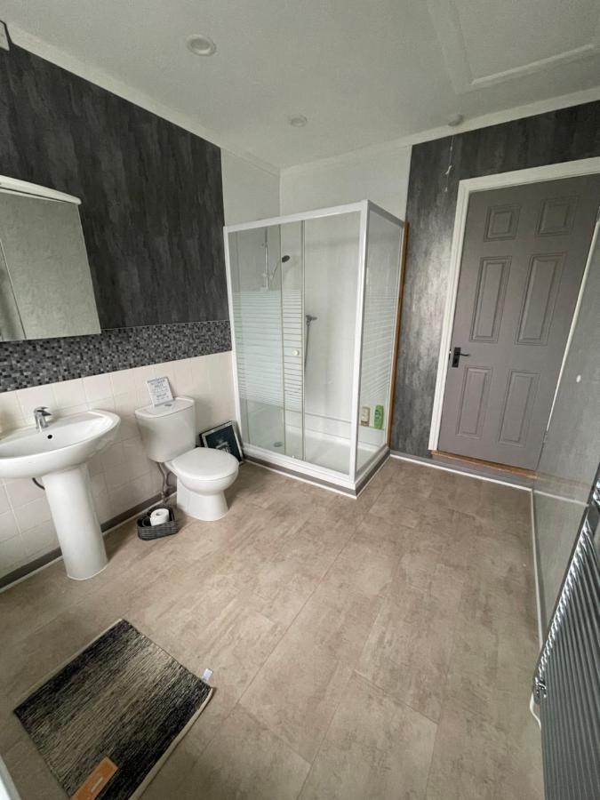 Bentley Place 크루 외부 사진