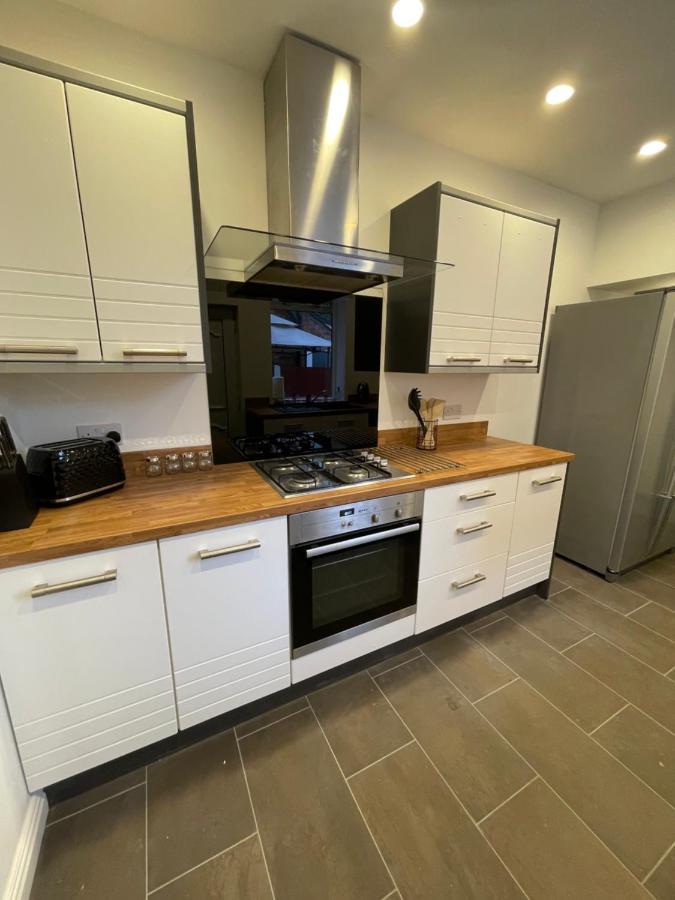 Bentley Place 크루 외부 사진